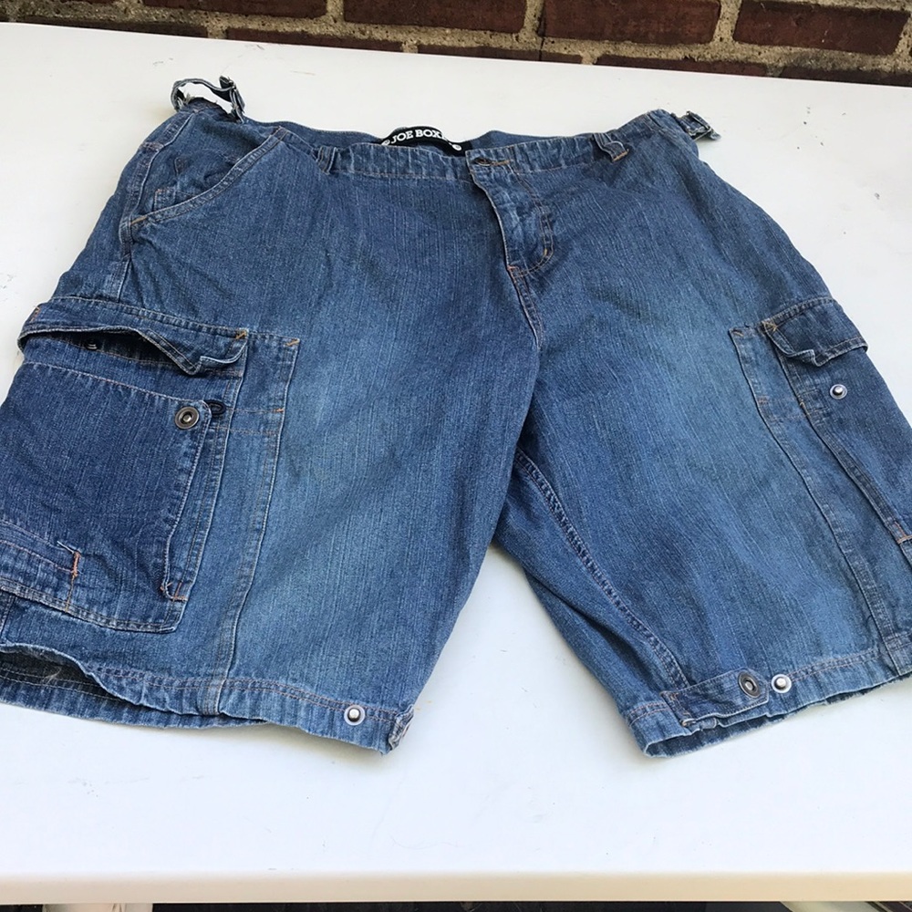 Joe Boxer Size 40 denim cargo shorts